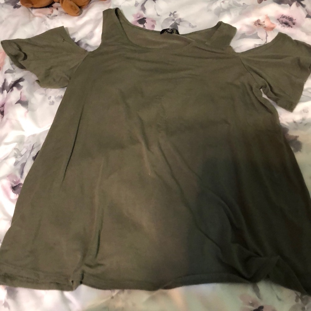Short sleeve